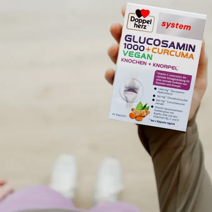 DOPPELHERZ Glucosamin 1000+Curcuma vegan syst.Kps. 60 Stück