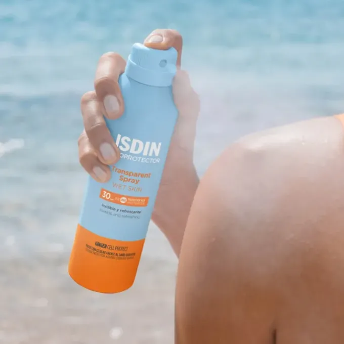 ISDIN Fotoprotector Wet Skin Spray LSF 30 250 ml